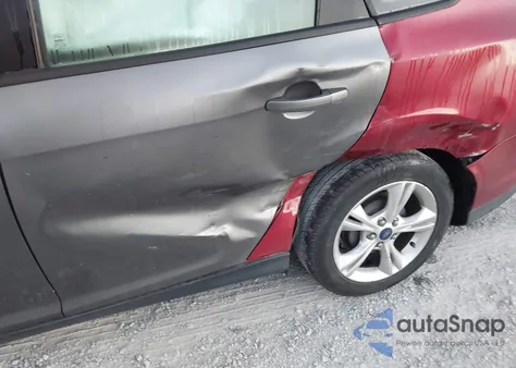 2014 Ford Focus Se z USA, uszkodzony, nr VIN 1FADP3F22EL192203